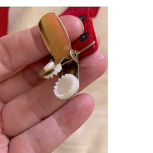 RED and Blue Elastic Suspenders With Goldtone Hardware - Picture 7 of 8